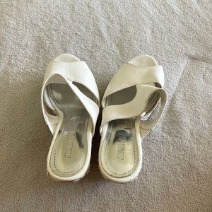 Jenifer Lopez high wedge sandal